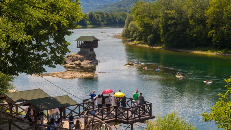Reka Drina nekretnine na prodaju