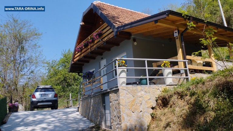 NA PRODAJU VIKENDICA NA OBALI DRINE - Bajina Bašta nekretnine na prodaju