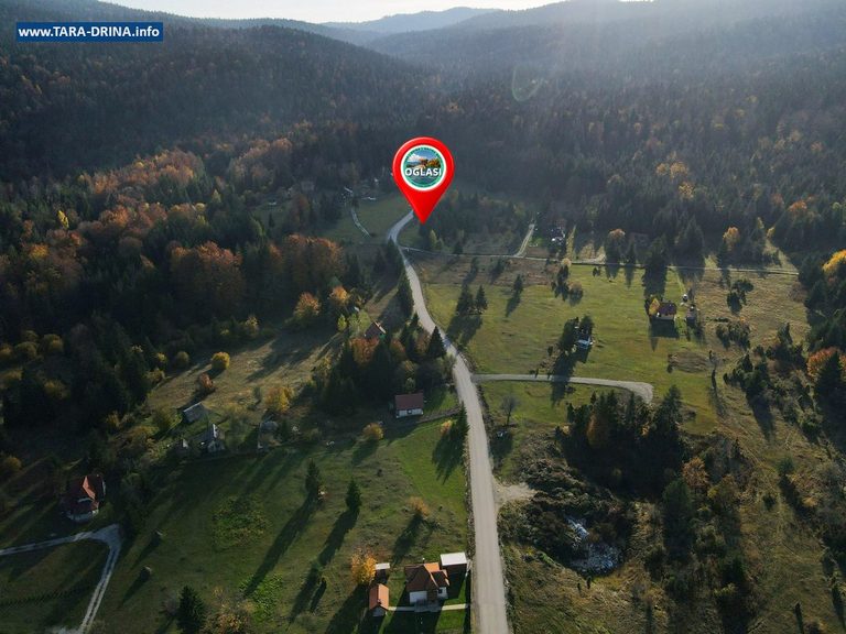 NA PRODAJU GRAĐEVINSKI PLAC NA OSLUŠI NA TARI - Tara nekretnine na prodaju